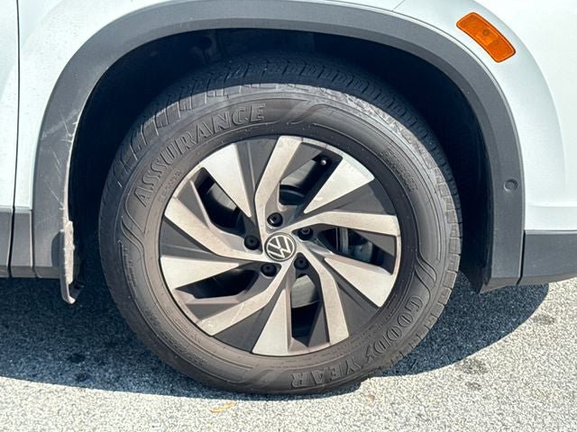 Used 2025 Volkswagen Tiguan S AWD/4WD image 11