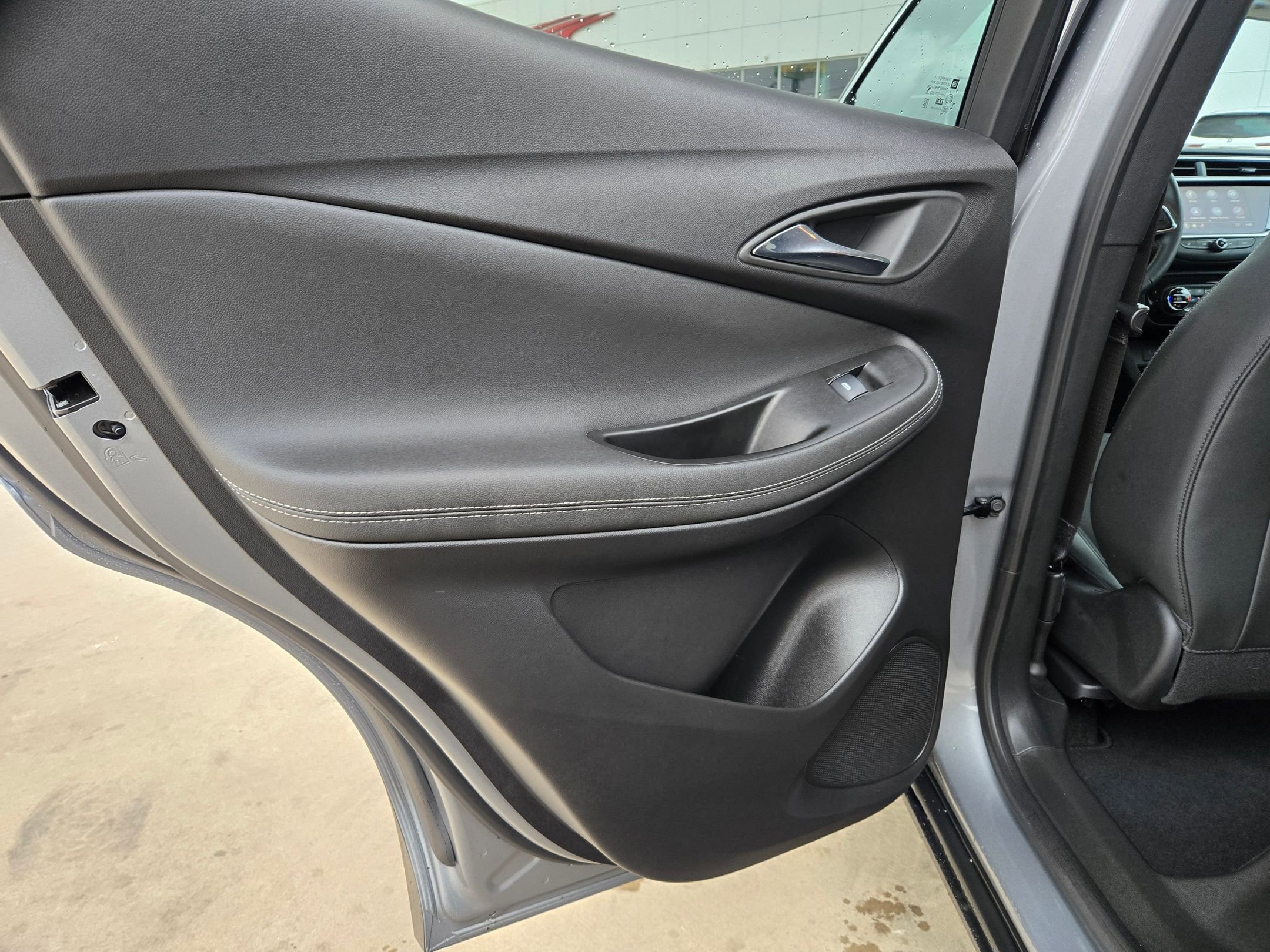 Certified 2023 Buick Encore GX Select image 15