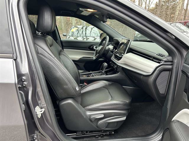 Certified 2024 Jeep Compass Limited image 17