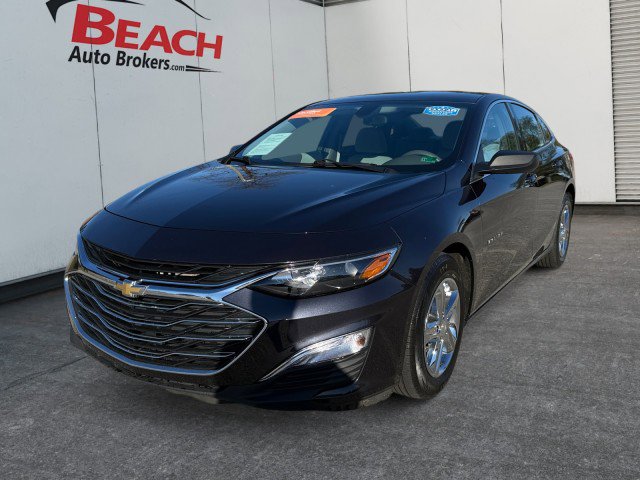 Used 2022 Chevrolet Malibu LS image 1