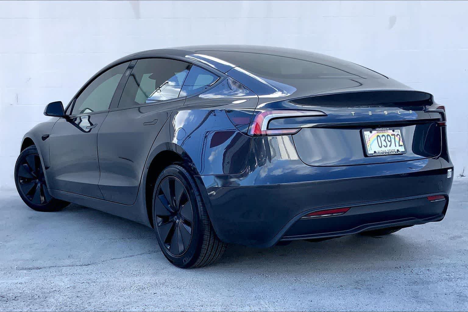 Used 2025 Tesla Model 3 Long Range RWD image 4