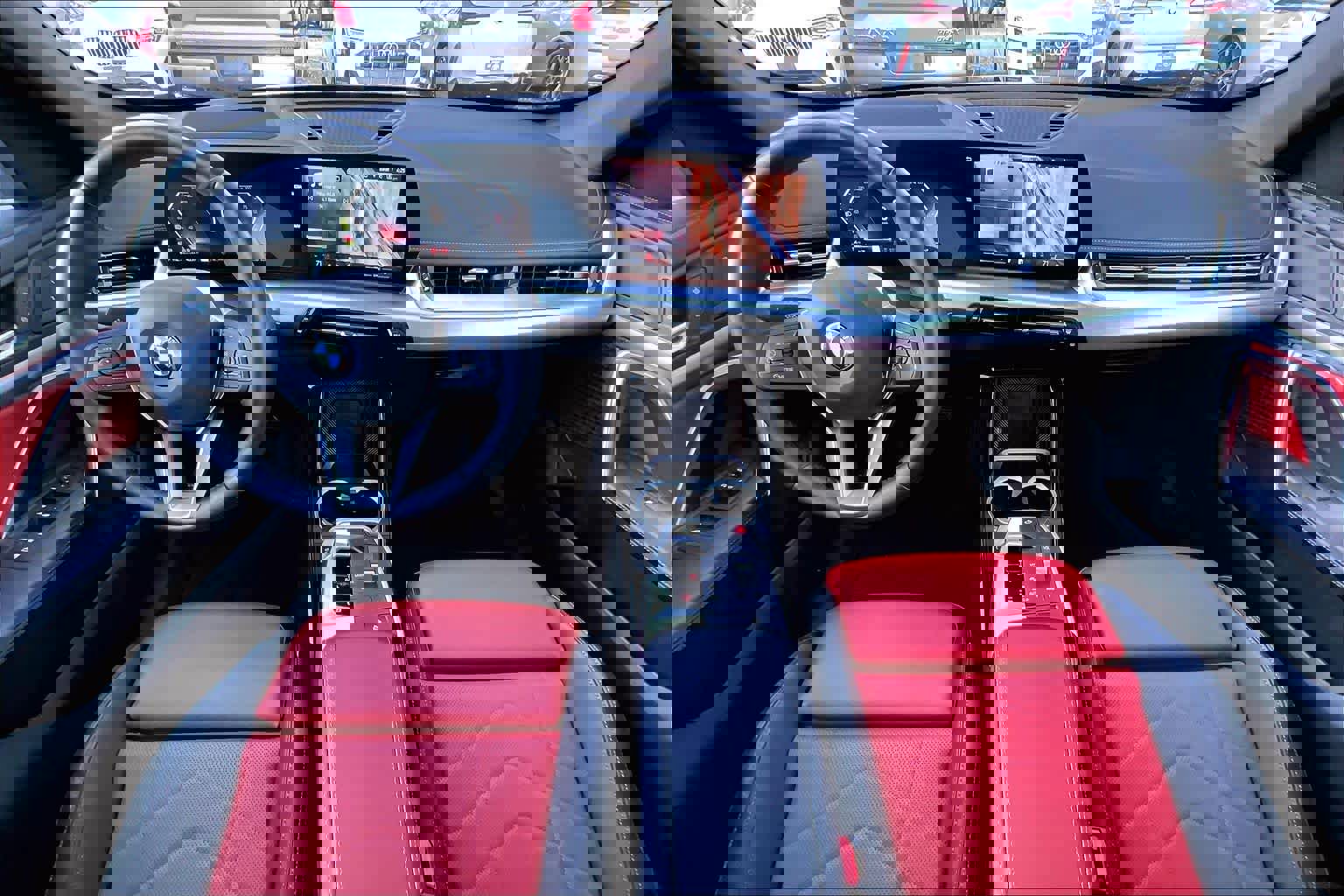 Certified 2025 BMW X1 xDrive28i w/ Technology Package image 15