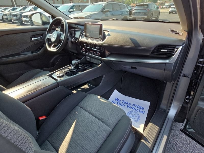 Used 2021 Nissan Rogue SV AWD/4WD image 13