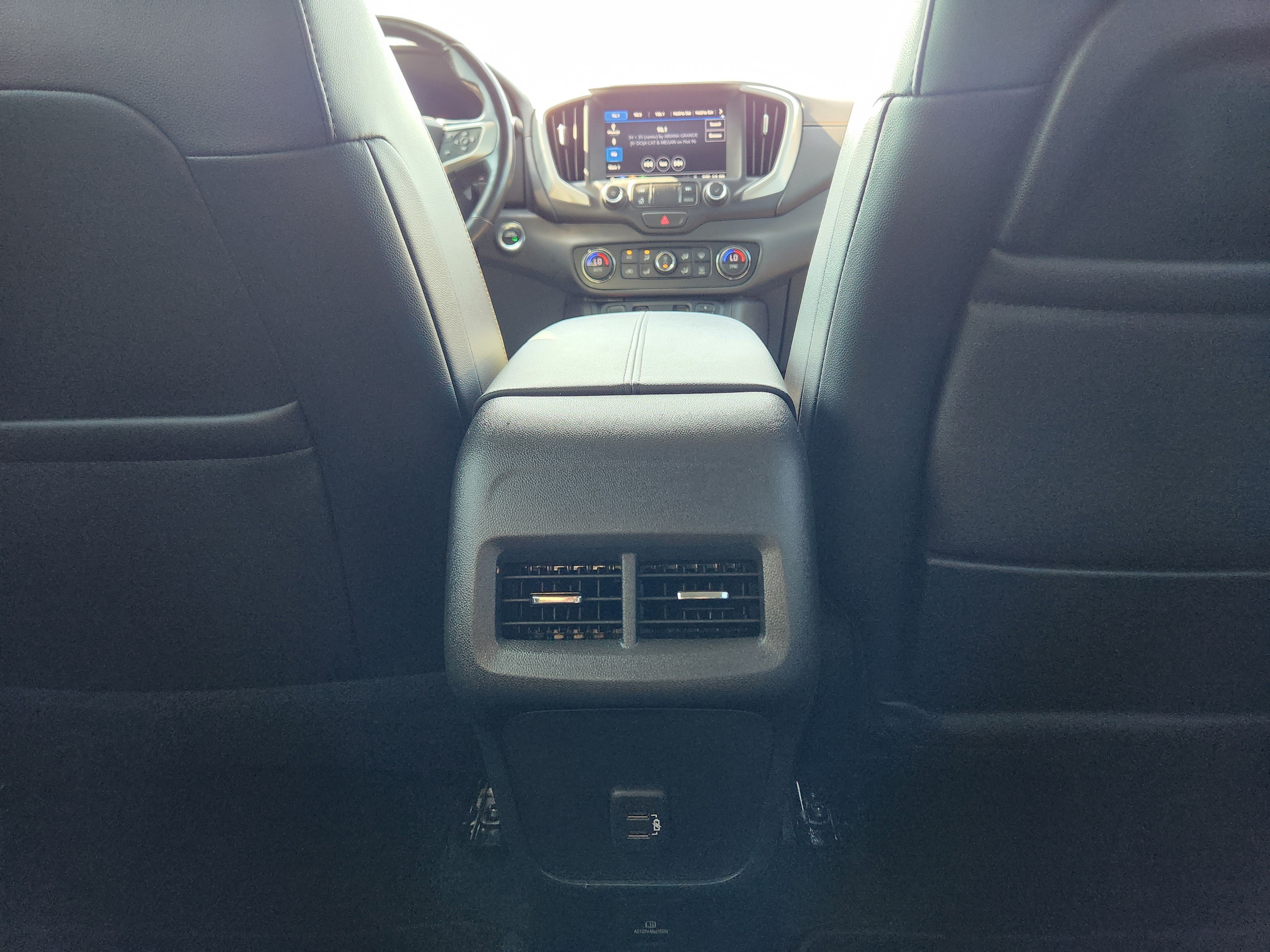 Used 2020 GMC Terrain SLT w/ Preferred Package FWD image 13