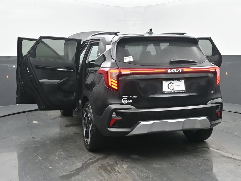 Used 2025 Kia Seltos SX w/ SX Sunroof Package image 56