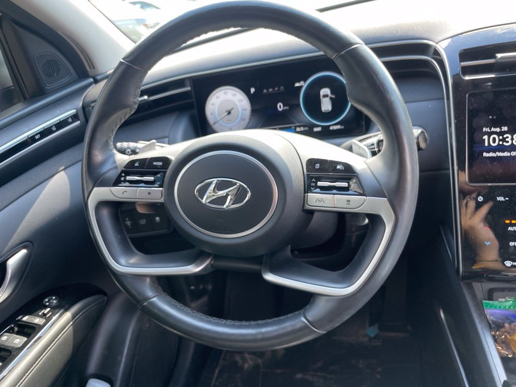 Used 2022 Hyundai Tucson Limited w/ Cargo Package FWD image 9