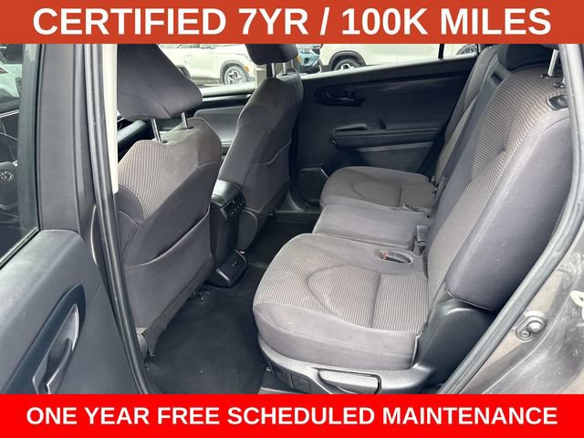 Used 2023 Toyota Highlander LE AWD/4WD image 16