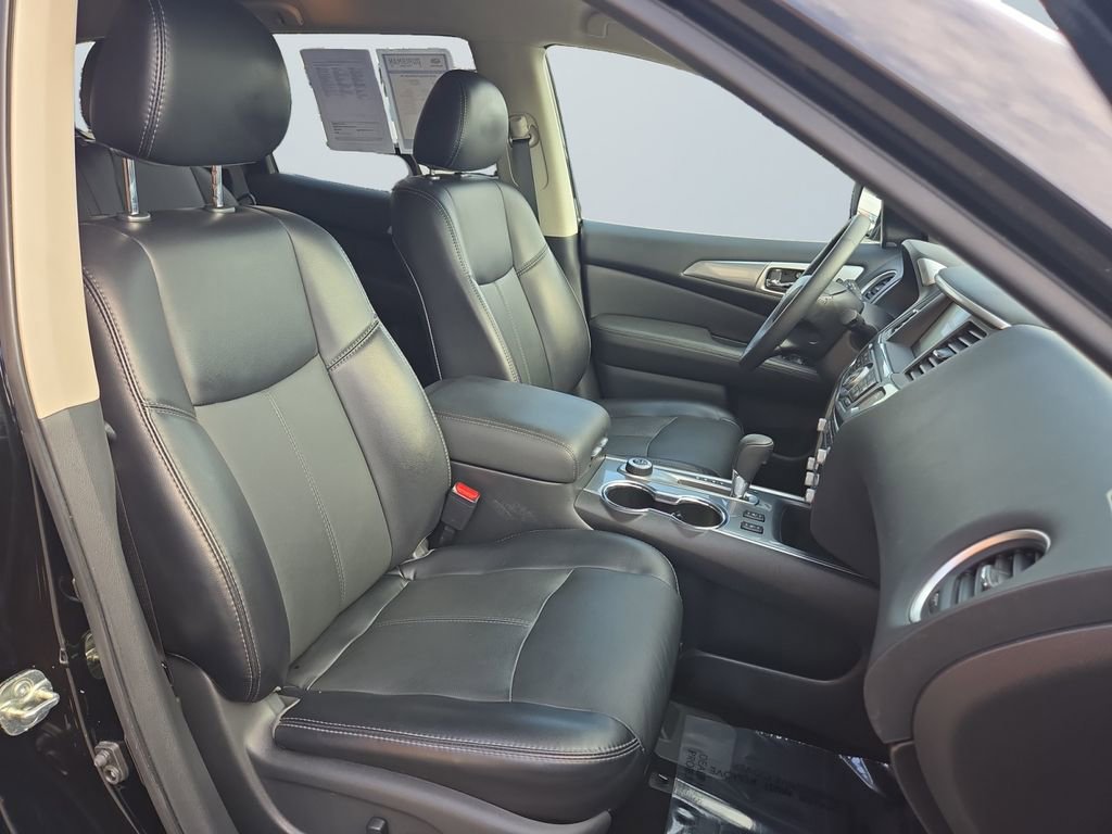 Used 2020 Nissan Pathfinder SL image 15