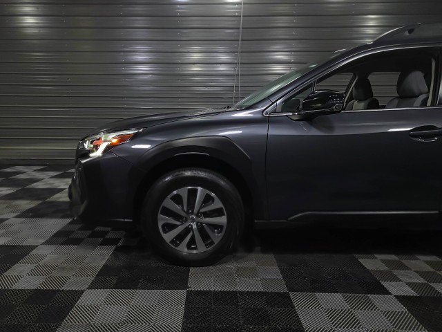 Used 2023 Subaru Outback Premium image 36
