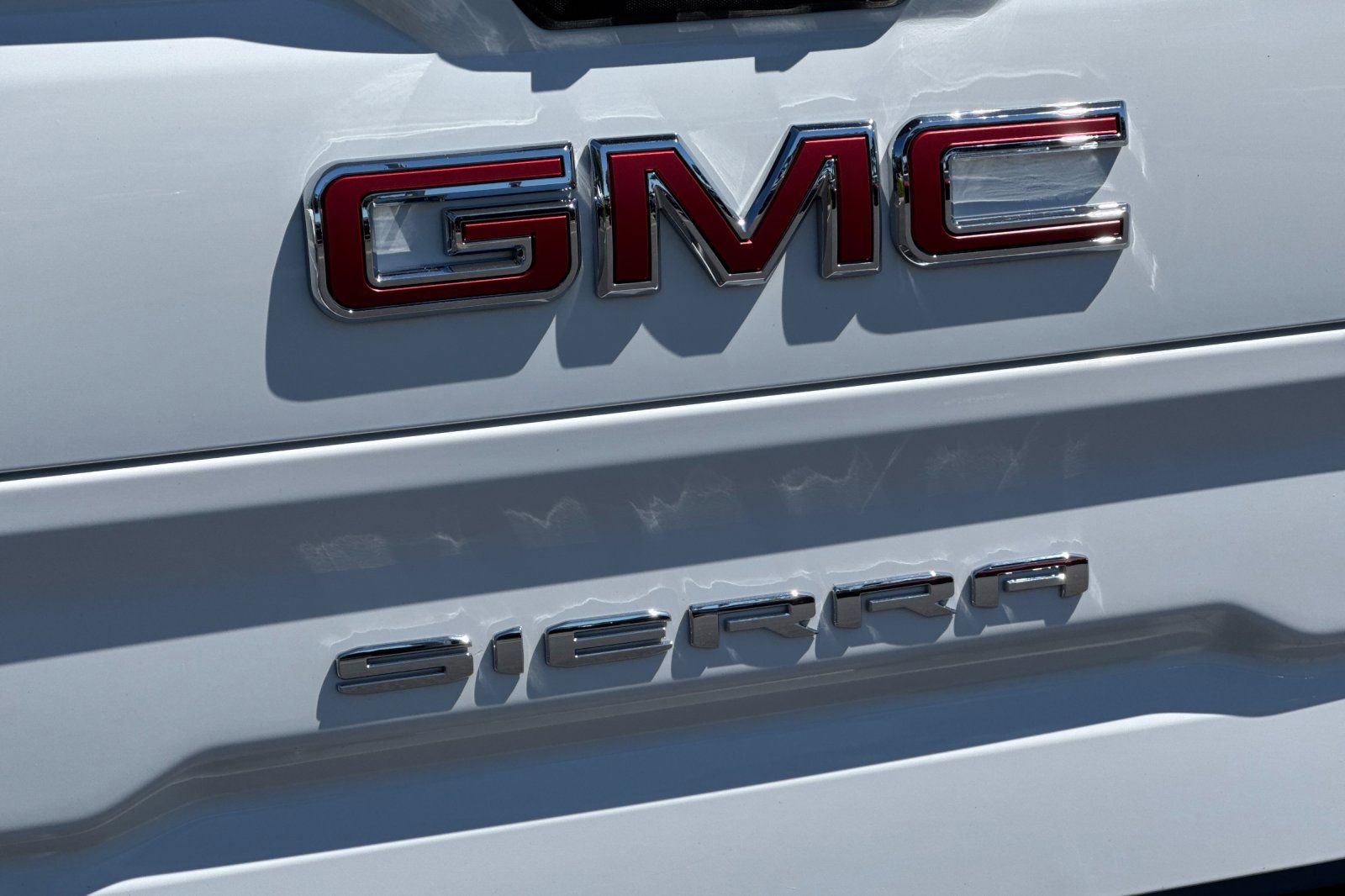 Used 2024 GMC Sierra 1500 SLT image 31