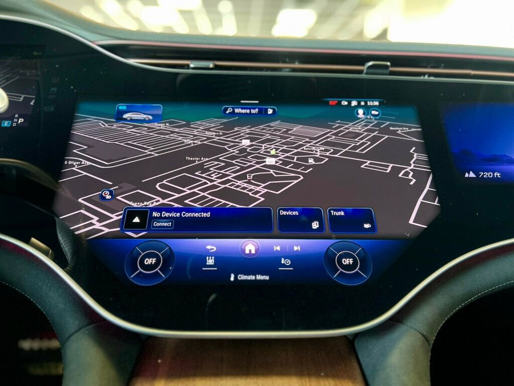 Used 2023 Mercedes-Benz EQS 580 4MATIC Sedan image 24