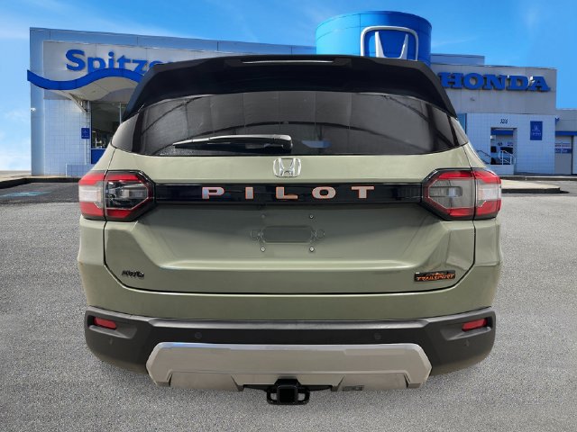 New 2026 Honda Pilot TrailSport image 4
