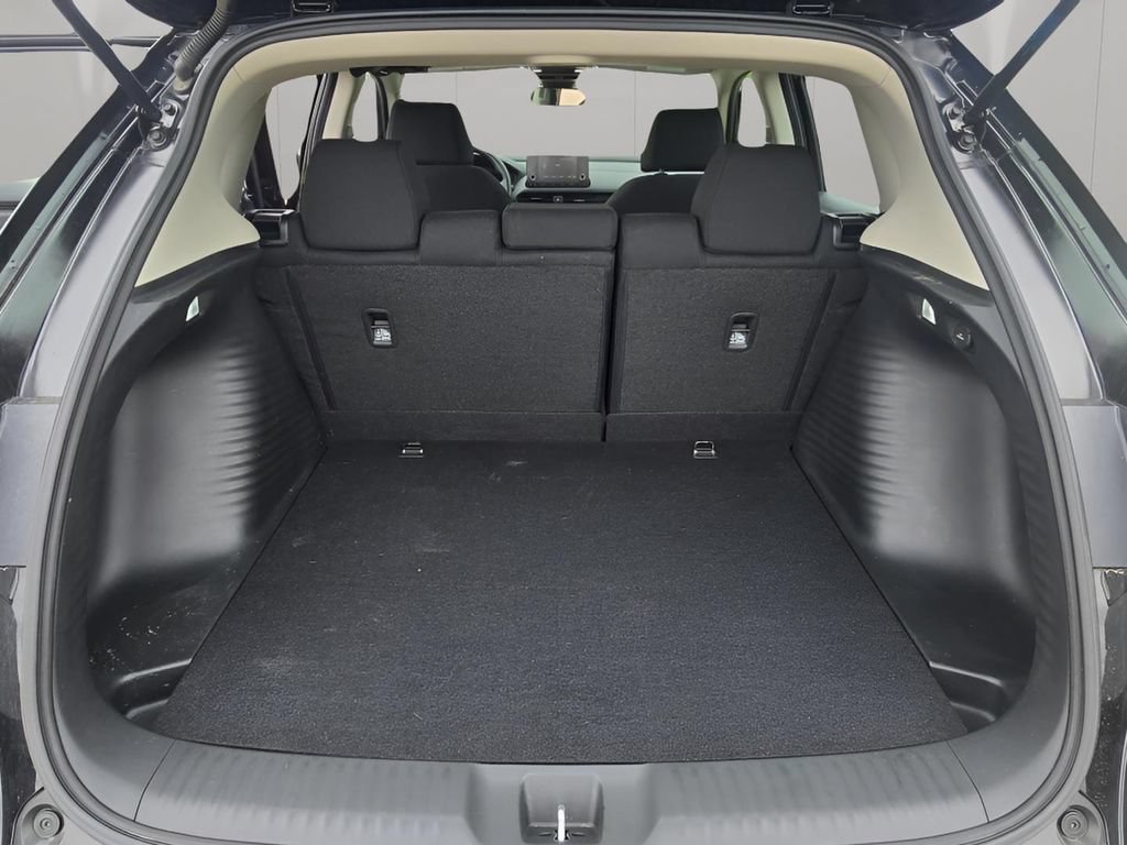 Used 2025 Honda HR-V LX image 9