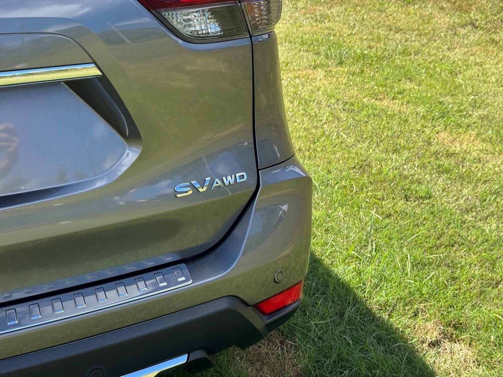 Used 2019 Nissan Rogue SV AWD/4WD image 18