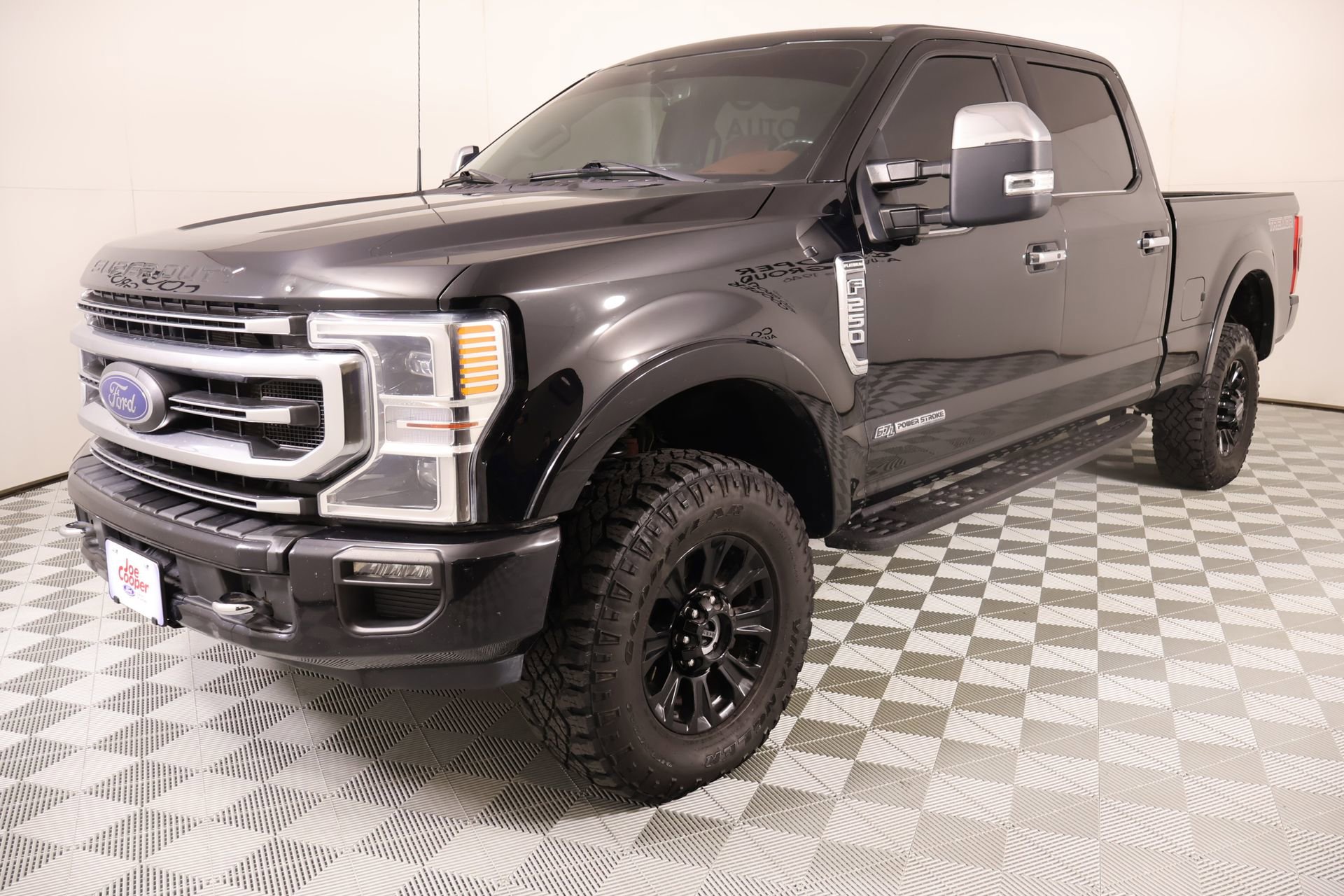 Used 2022 Ford F250 Platinum w/ Tremor Off-Road Package AWD/4WD image 11