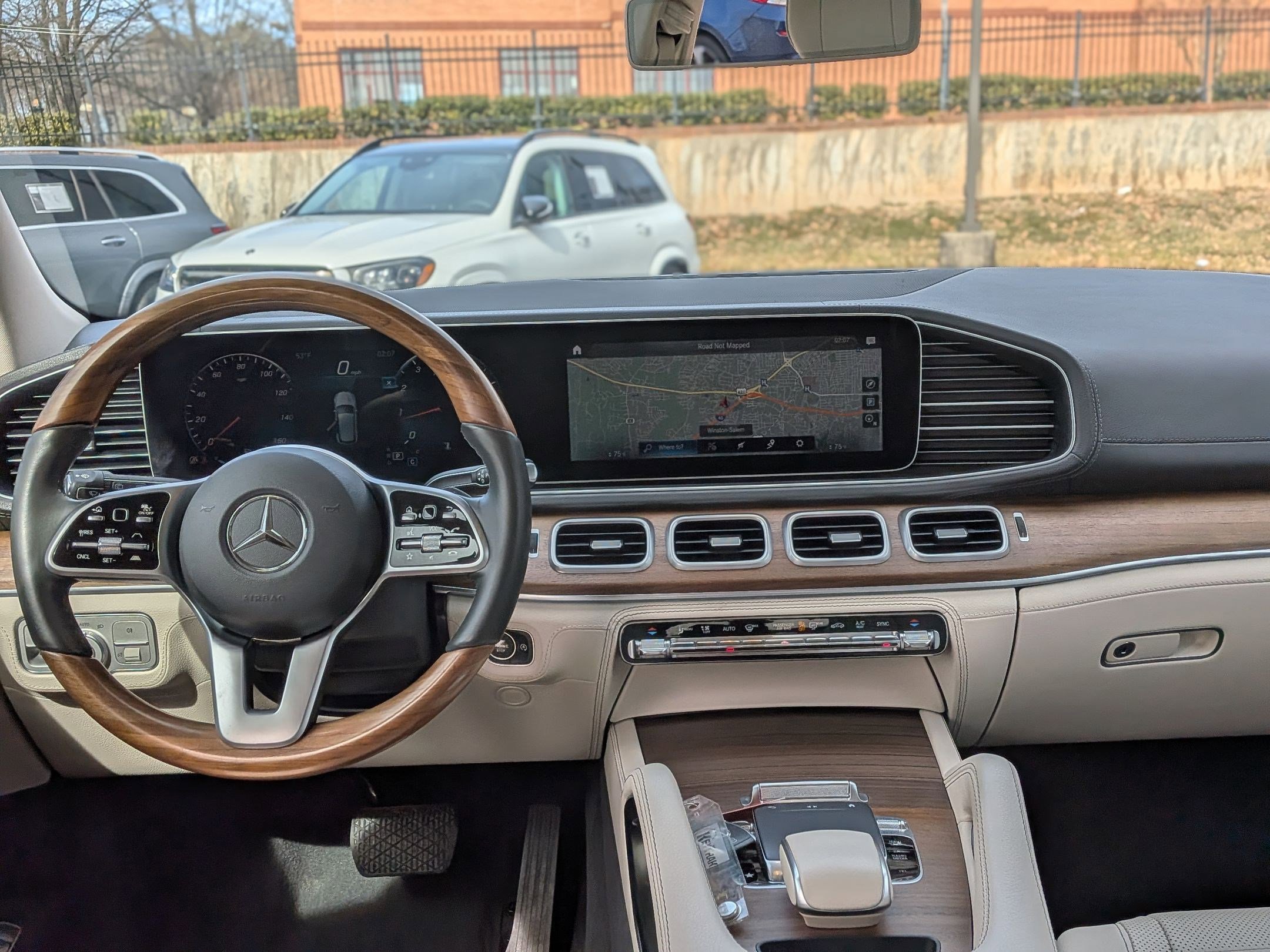 Used 2020 Mercedes-Benz GLE 350 4MATIC image 31