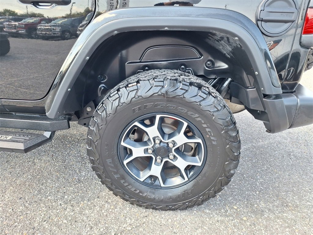 Used 2022 Jeep Wrangler Unlimited Rubicon image 25