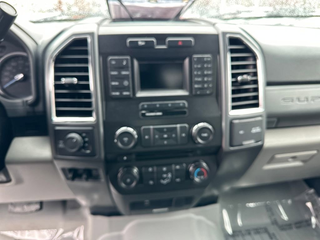 Used 2017 Ford F250 XLT w/ Camper Package image 22