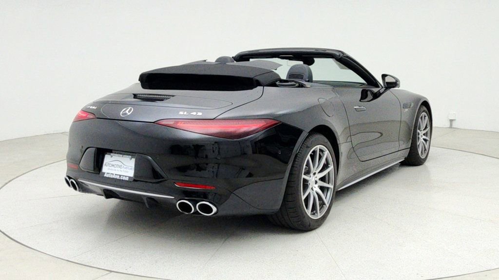 Used 2023 Mercedes-Benz SL 43 AMG image 5