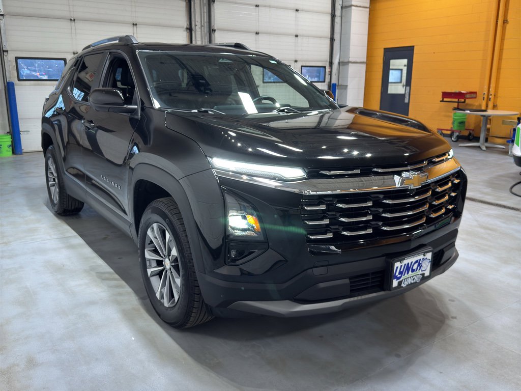 Used 2025 Chevrolet Equinox LT w/ Convenience Package II image 7