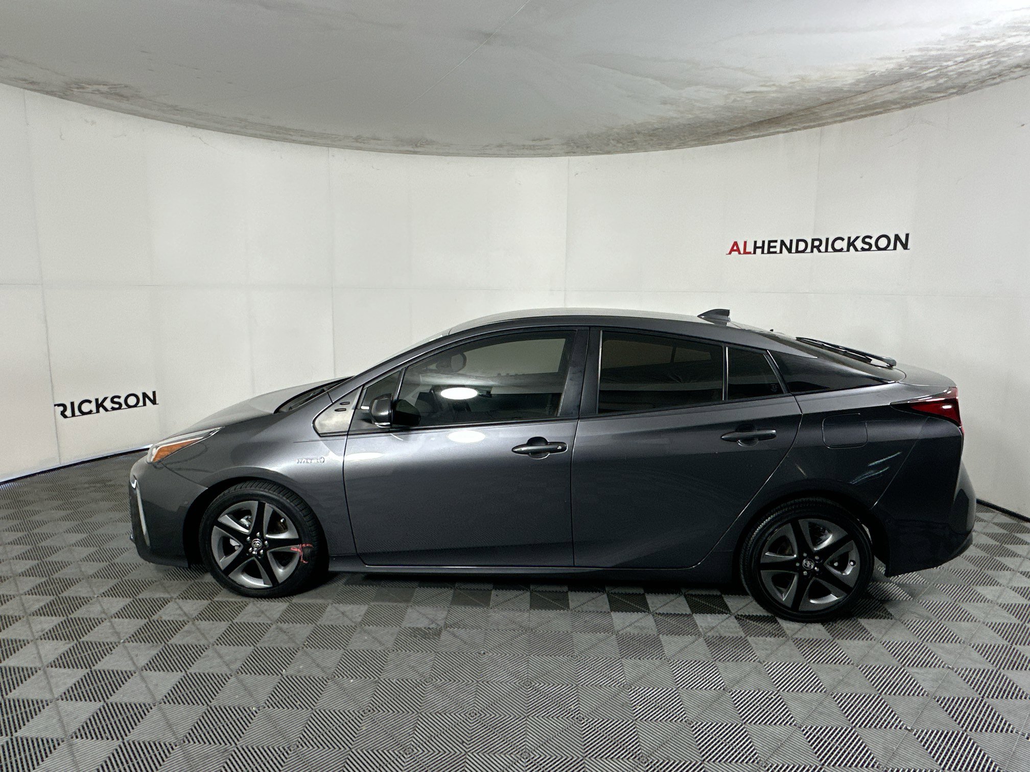 Used 2022 Toyota Prius Limited image 6