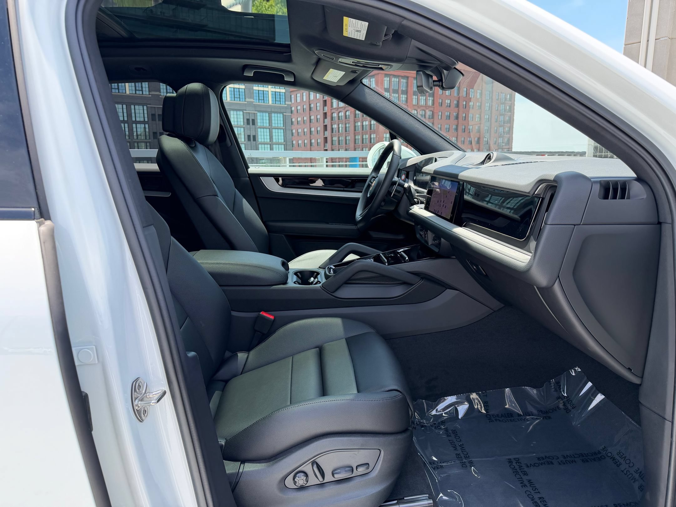 Certified 2026 Porsche Cayenne AWD/4WD image 23