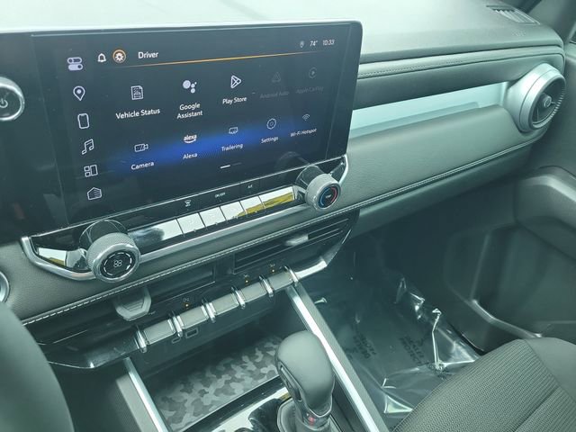 Used 2024 Chevrolet Colorado LT image 27