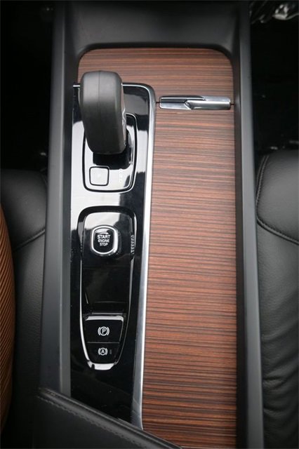 Used 2024 Volvo S60 B5 Plus image 10