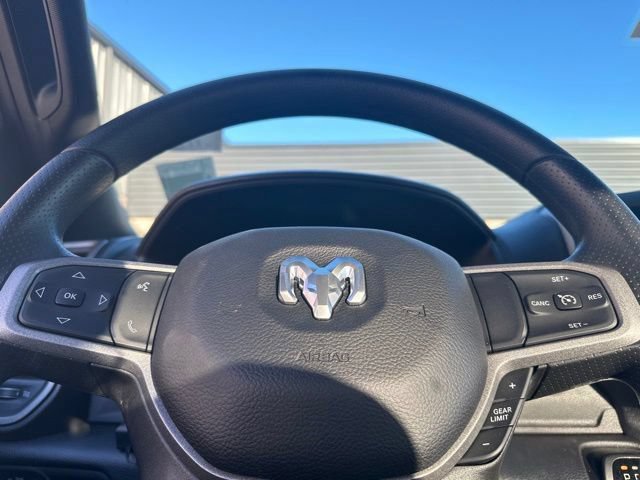 New 2024 RAM 2500 Tradesman AWD/4WD image 17