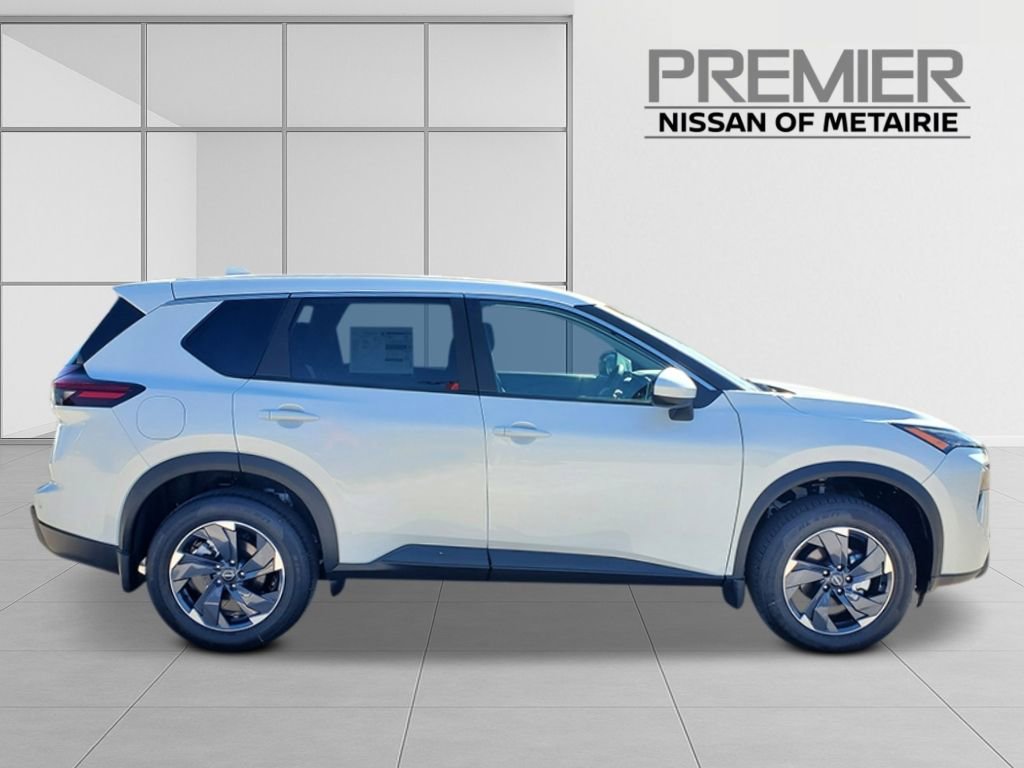 New 2026 Nissan Rogue SV image 7