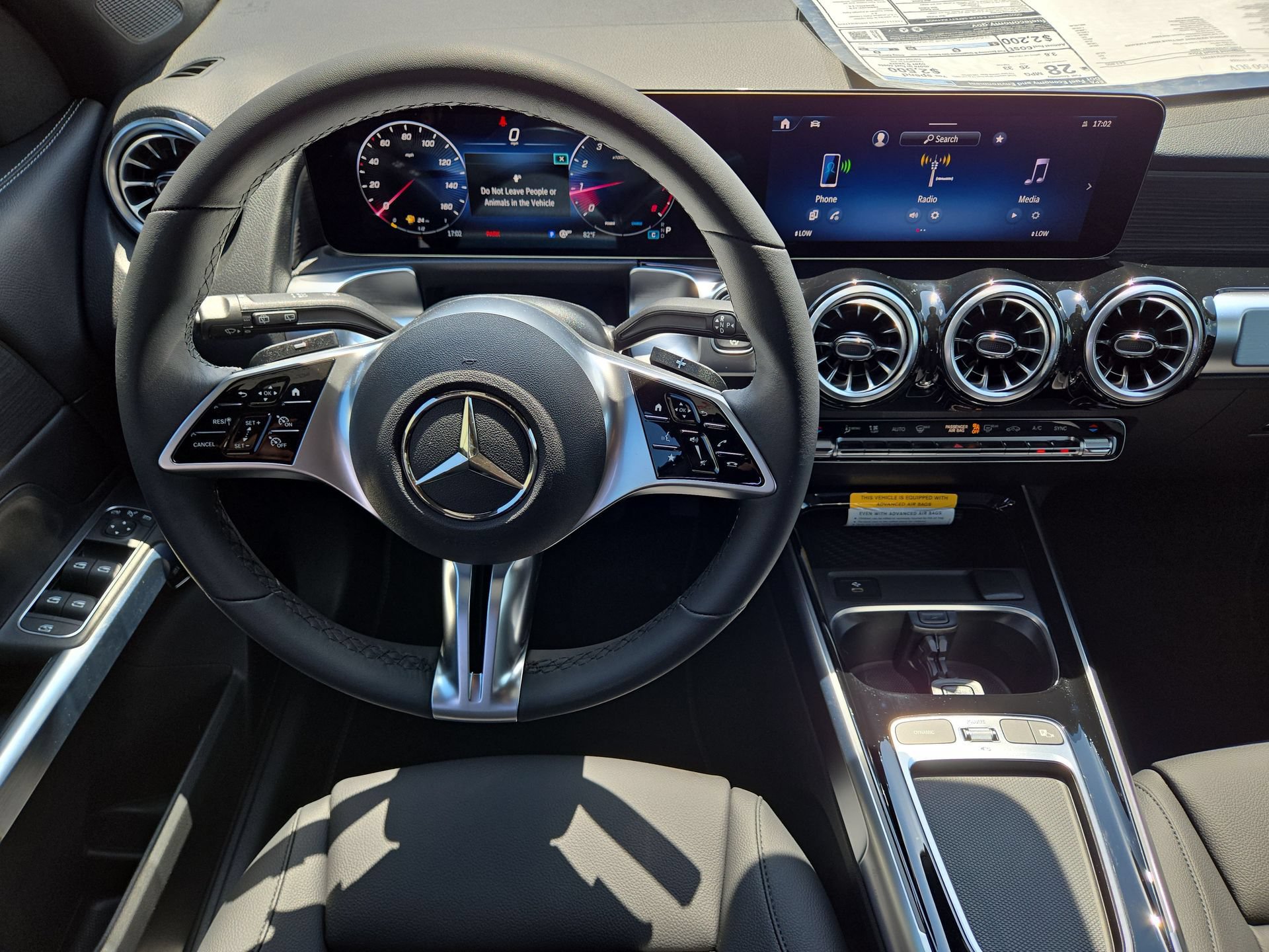 New 2026 Mercedes-Benz GLB 250 image 14