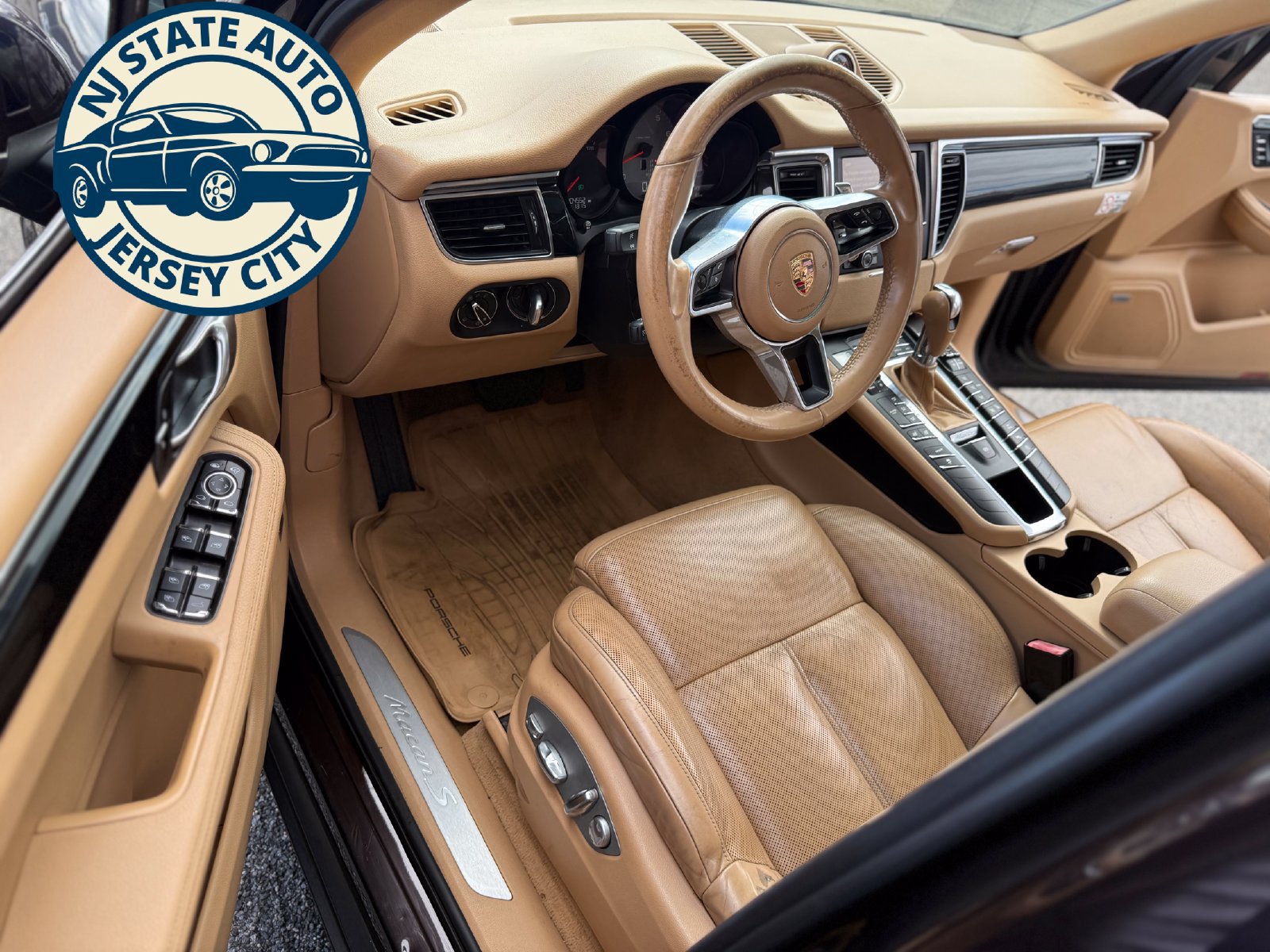 Used 2015 Porsche Macan S w/ Premium Package Plus AWD/4WD image 11