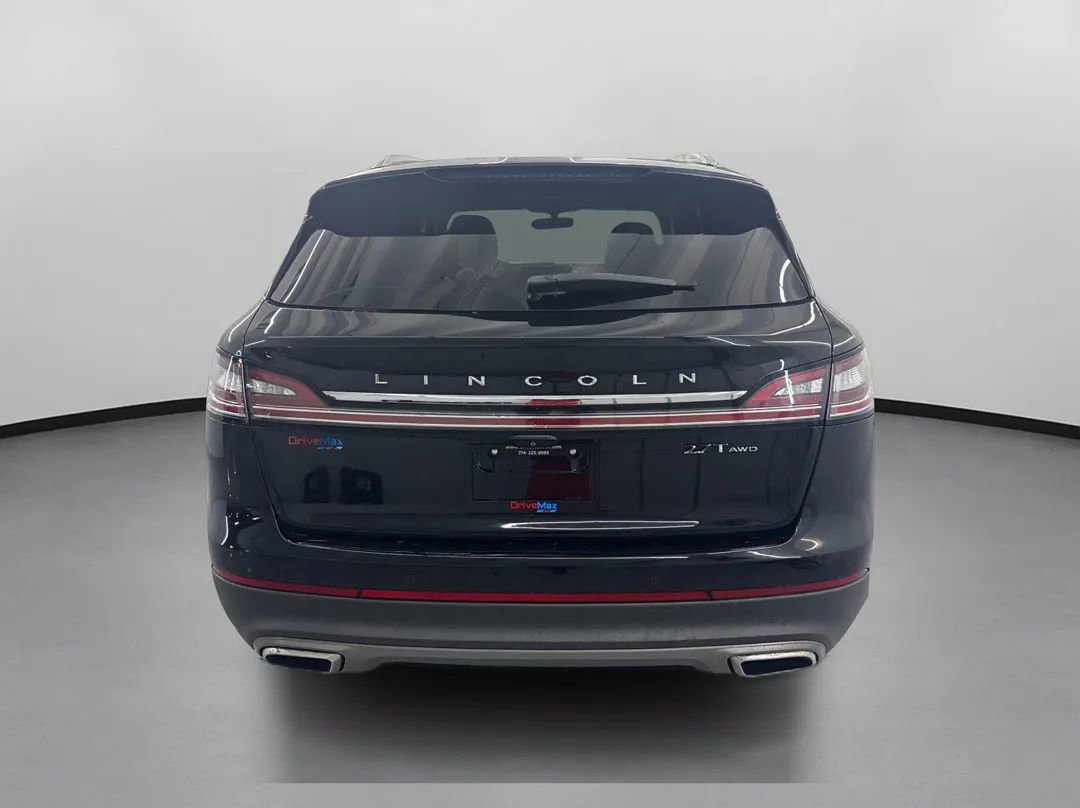 Used 2019 Lincoln Nautilus Reserve w/ Driver Assistance Package image 8