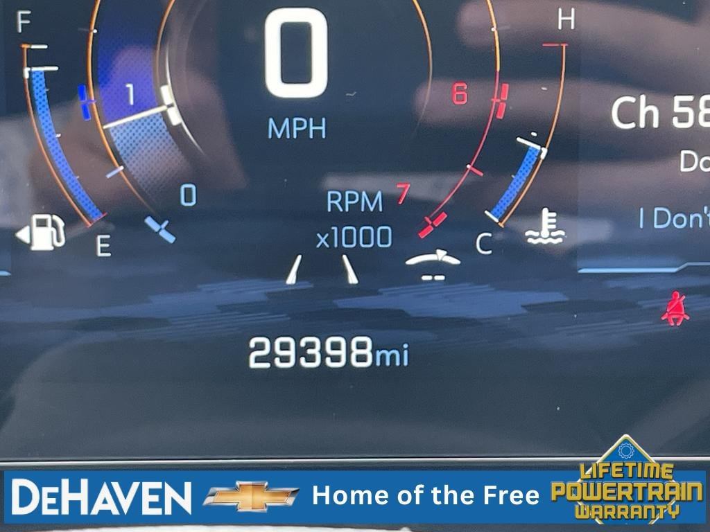 Used 2025 Chevrolet Equinox LT AWD/4WD image 13