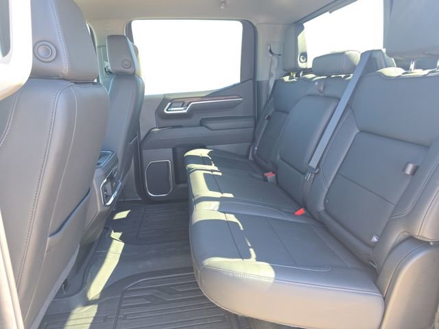 New 2025 GMC Sierra 1500 SLT image 16