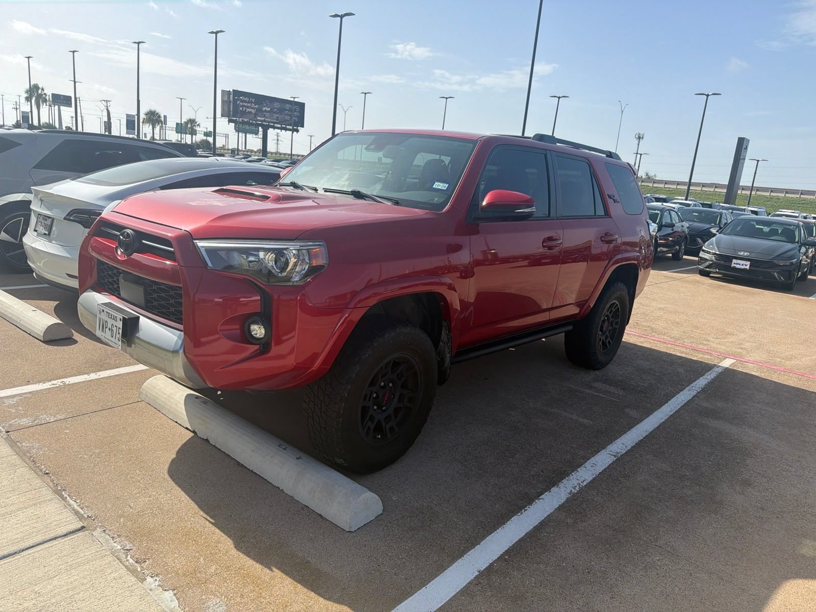 Used 2023 Toyota 4Runner TRD Off-Road Premium w/ Off Road Premium Plus Package AWD/4WD image 2