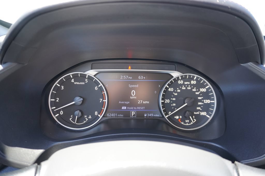 Used 2024 Nissan Altima 2.5 SR FWD image 15