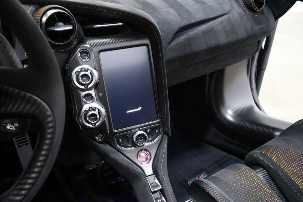 Used 2022 McLaren 765LT image 51