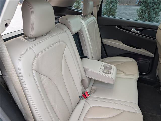 Certified 2022 Lincoln Nautilus Reserve image 18