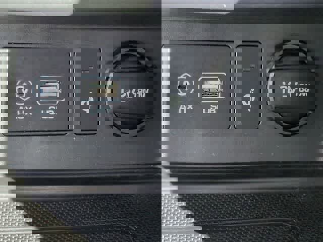 Used 2021 Hyundai Kona Limited w/ Cargo Package image 33