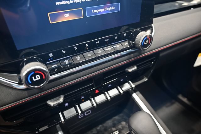 New 2026 Chevrolet Colorado Z71 w/ Technology Package AWD/4WD image 19