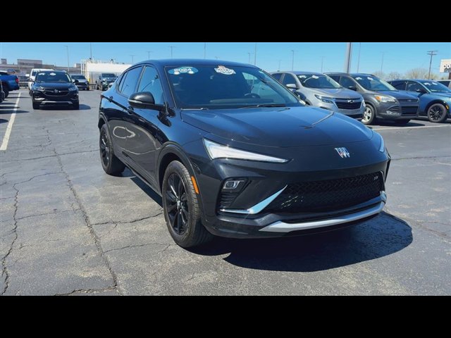 Certified 2024 Buick Envista Sport Touring w/ Convenience I Package FWD image 2