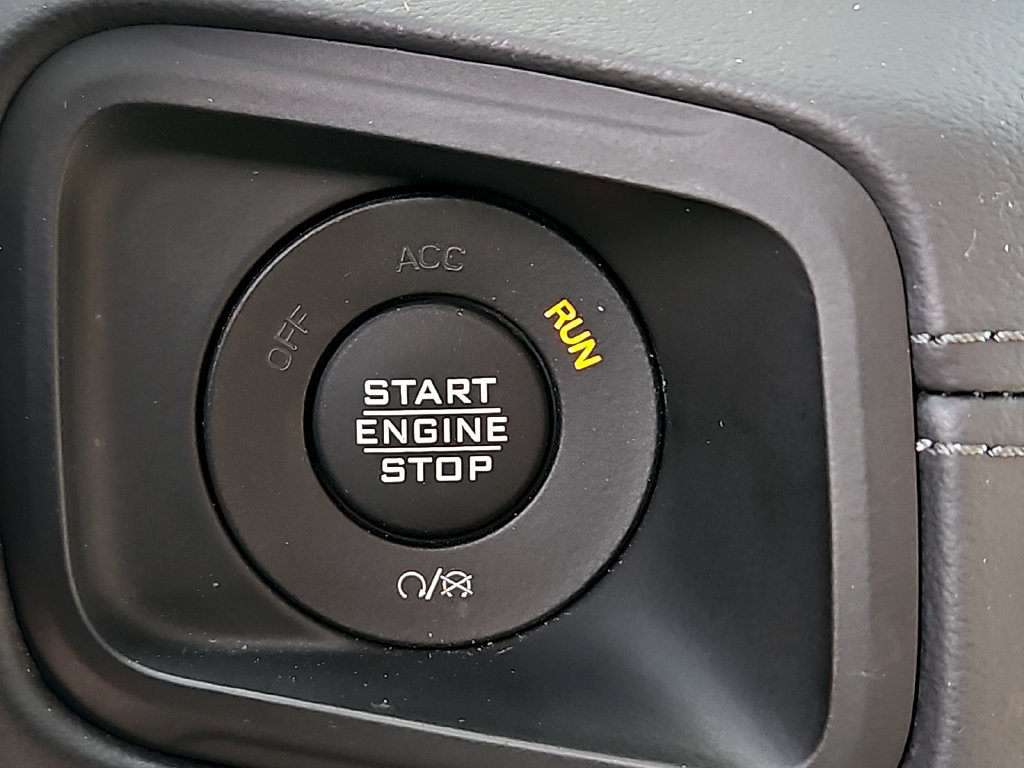 Used 2026 Jeep Wrangler Unlimited Rubicon AWD/4WD image 23