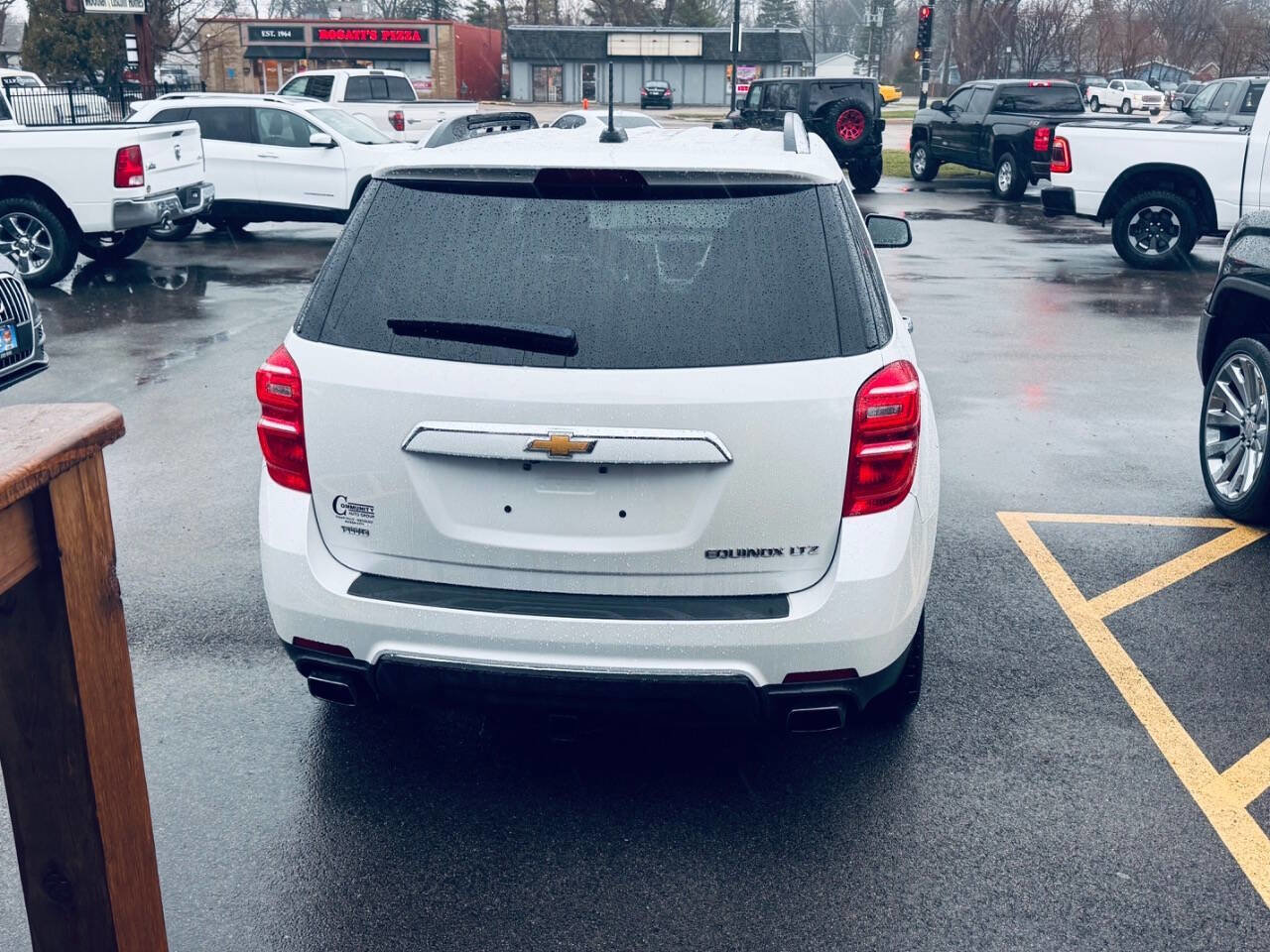 Used 2016 Chevrolet Equinox LTZ w/ Enhanced Convenience Package image 5