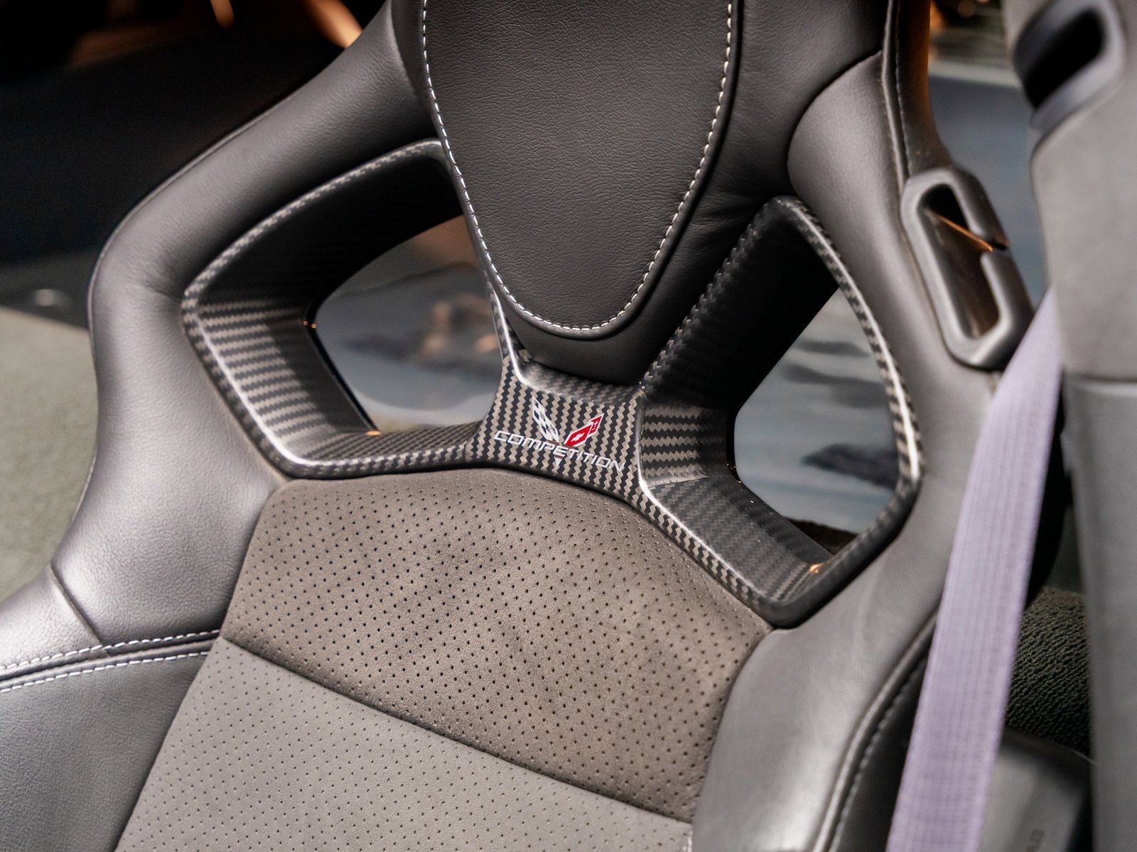 Used 2016 Chevrolet Corvette Z06 w/ 3LZ Preferred Equipment Group image 57