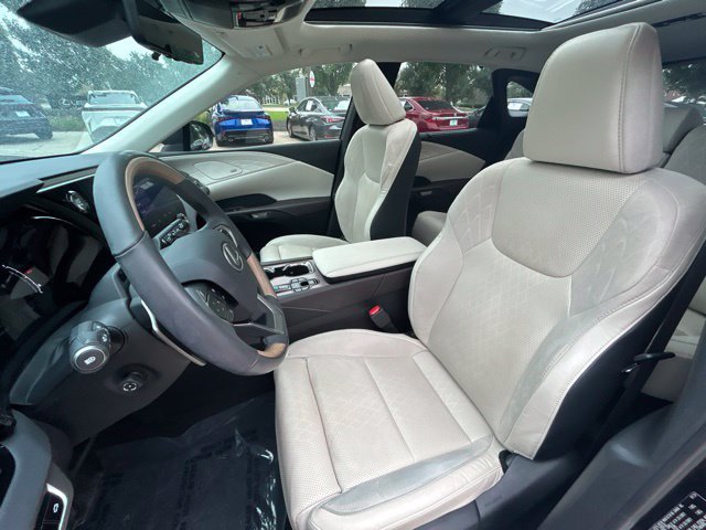 Used 2024 Lexus RX 350 AWD w/ Convenience Package image 13