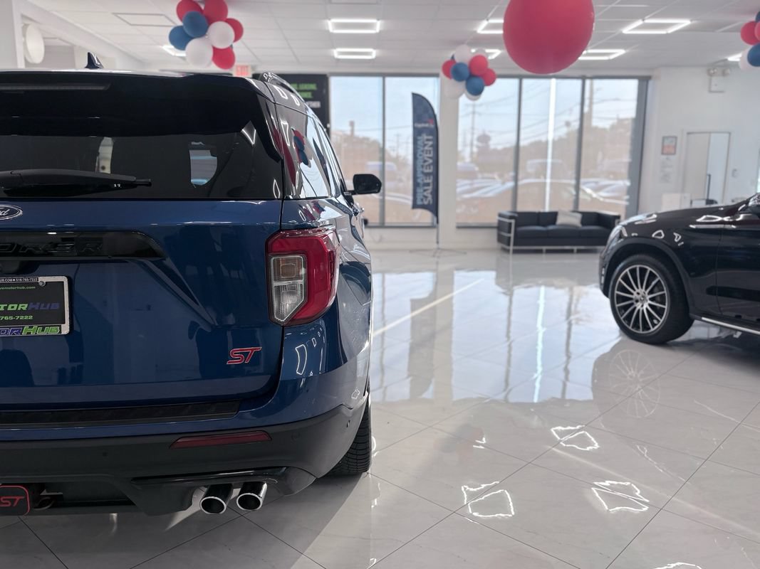 Used 2020 Ford Explorer ST w/ ST Street Pack AWD/4WD image 14