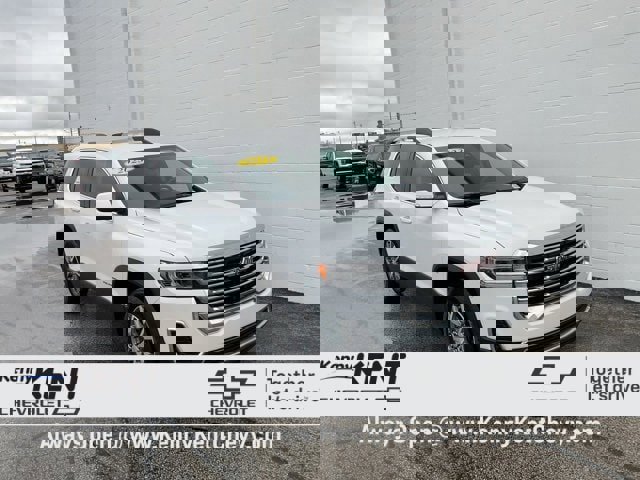 Certified 2023 GMC Acadia SLE w/ Driver Convenience Package