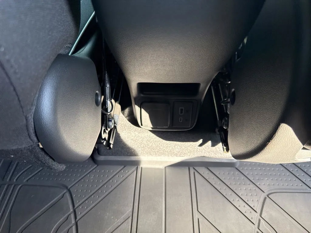 New 2026 Chevrolet TrailBlazer LT w/ Convenience Package FWD image 32
