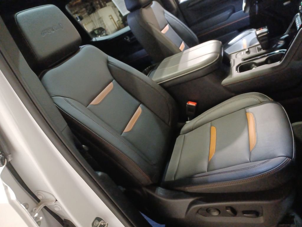 Used 2024 GMC Sierra 1500 AT4 w/ Technology Package image 26